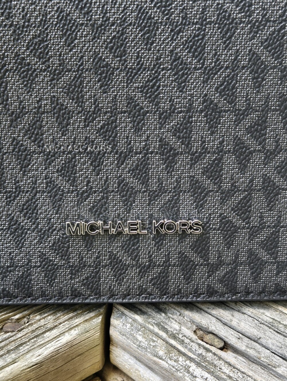 NWT Michael Kors Black Signature Crossbody Bag - Picture 2 of 7